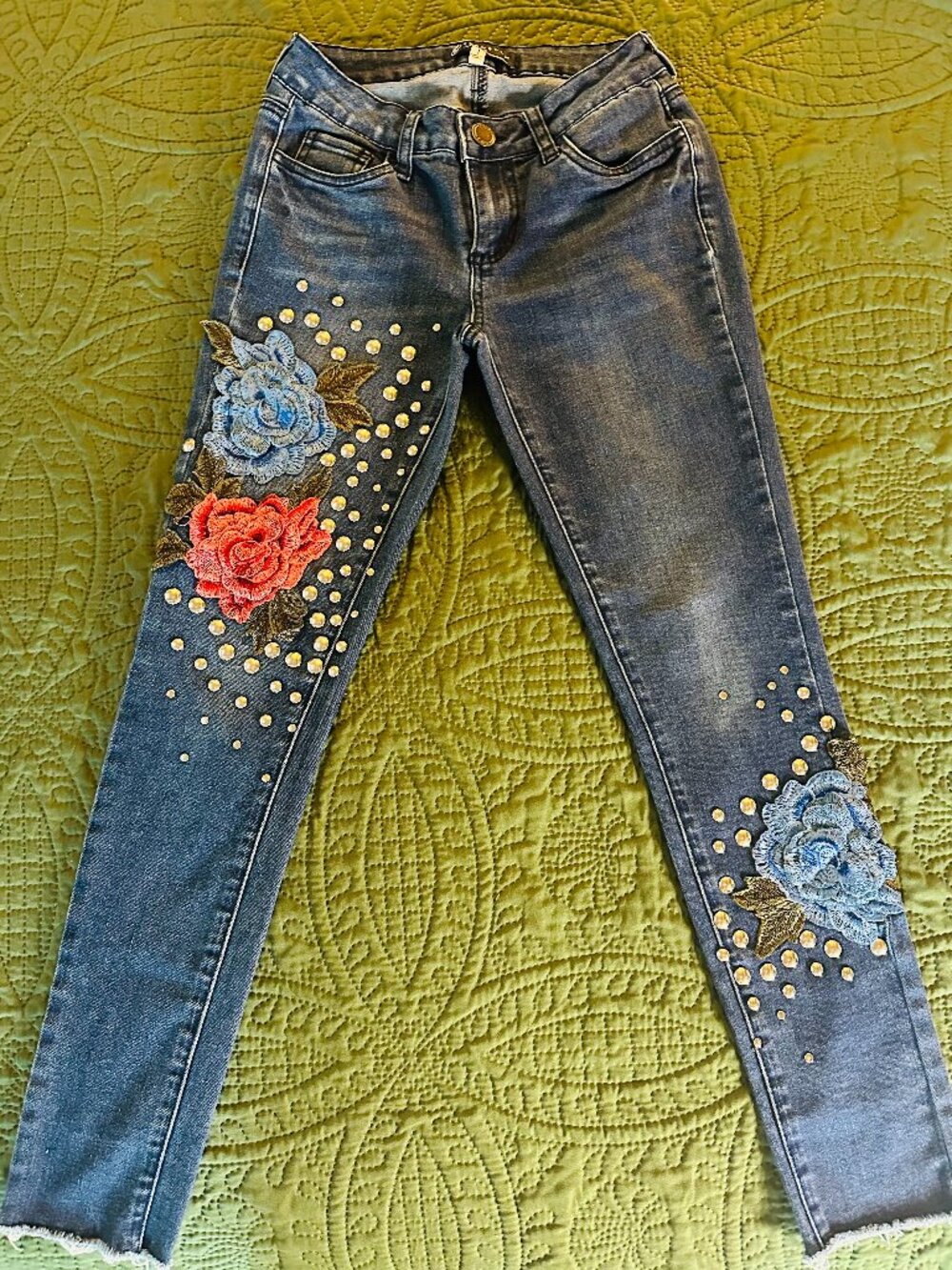 Boom Boom Jeans Embroidered Floral Rhinestone Studded Skinny Jeans Size 1
